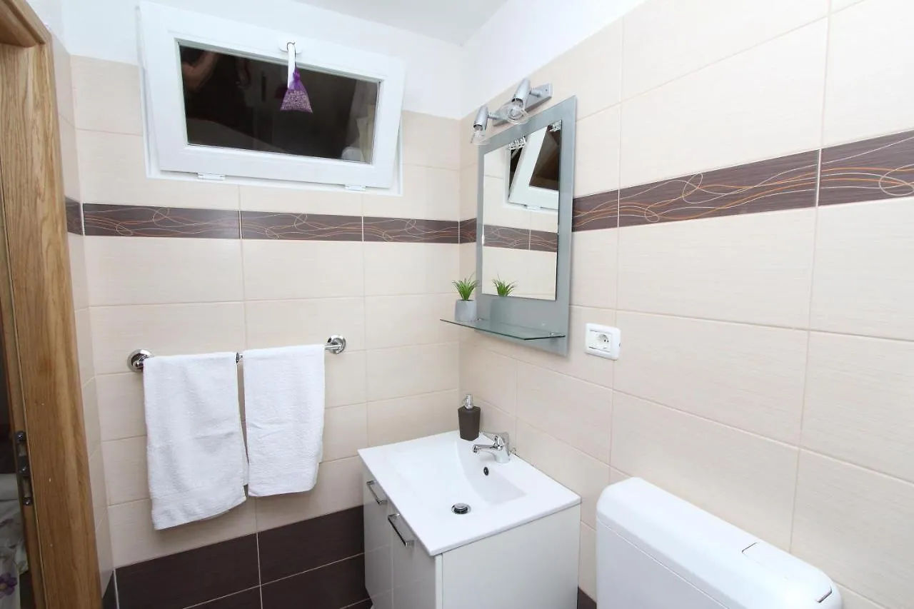 Apartments Ines Kanfanar 0*,  Croatia