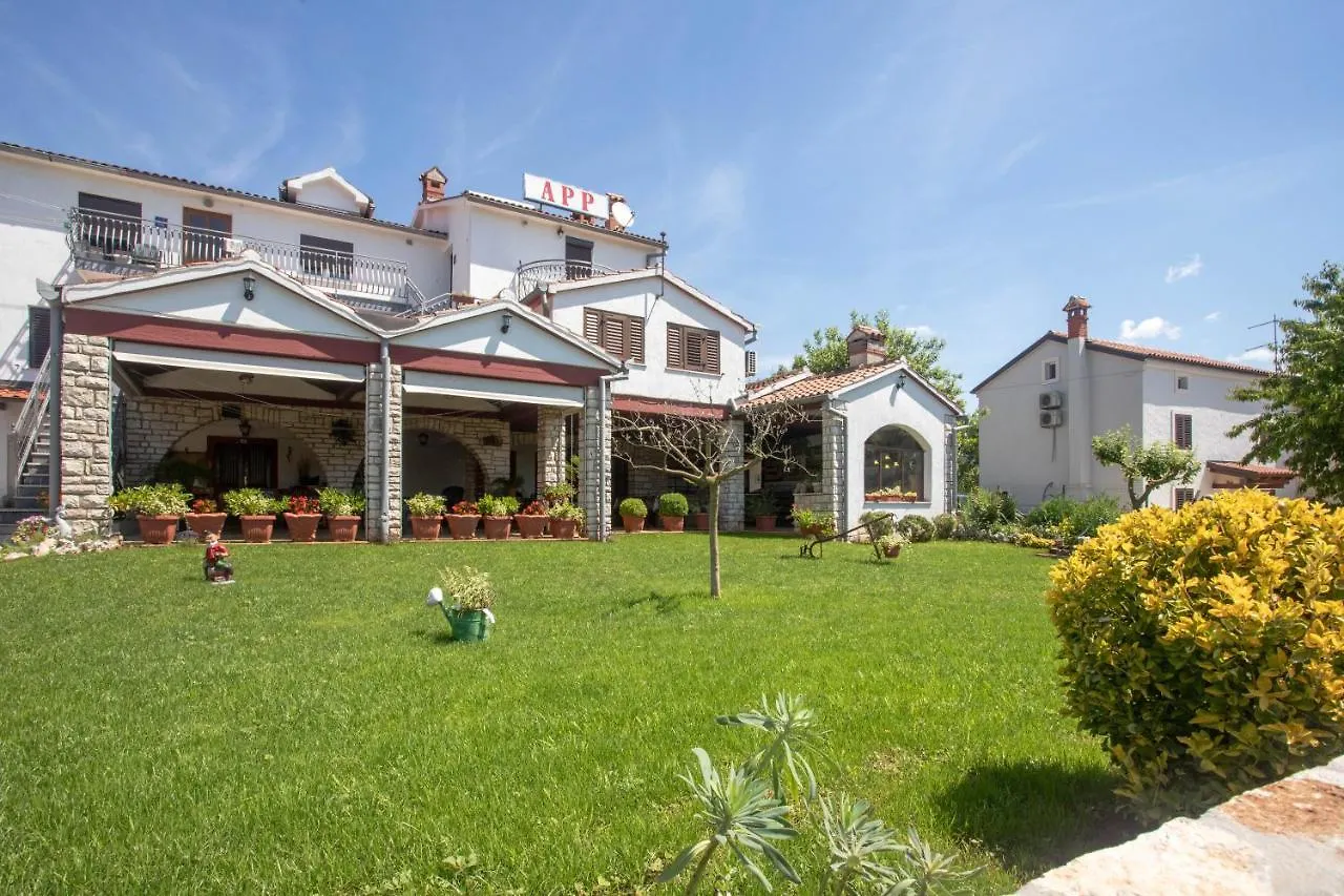 Apartments Ines Kanfanar