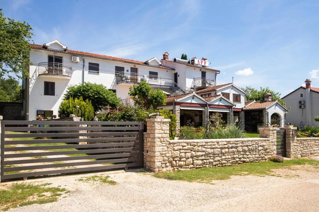 Apartments Ines Kanfanar