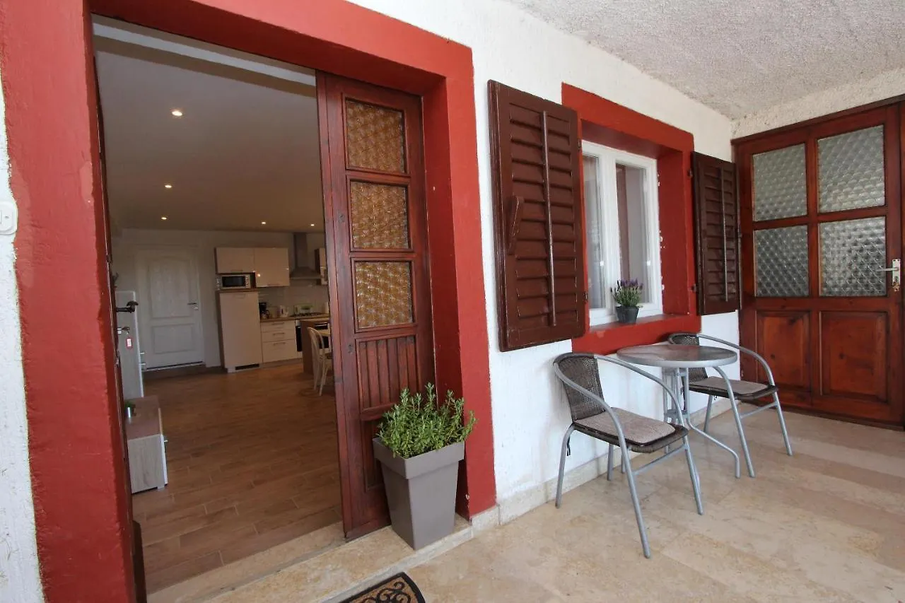 Apartments Ines Kanfanar