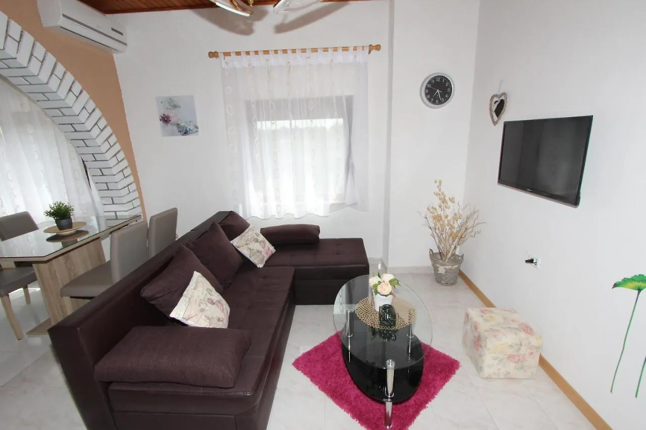 Apartments Ines Kanfanar Croatia